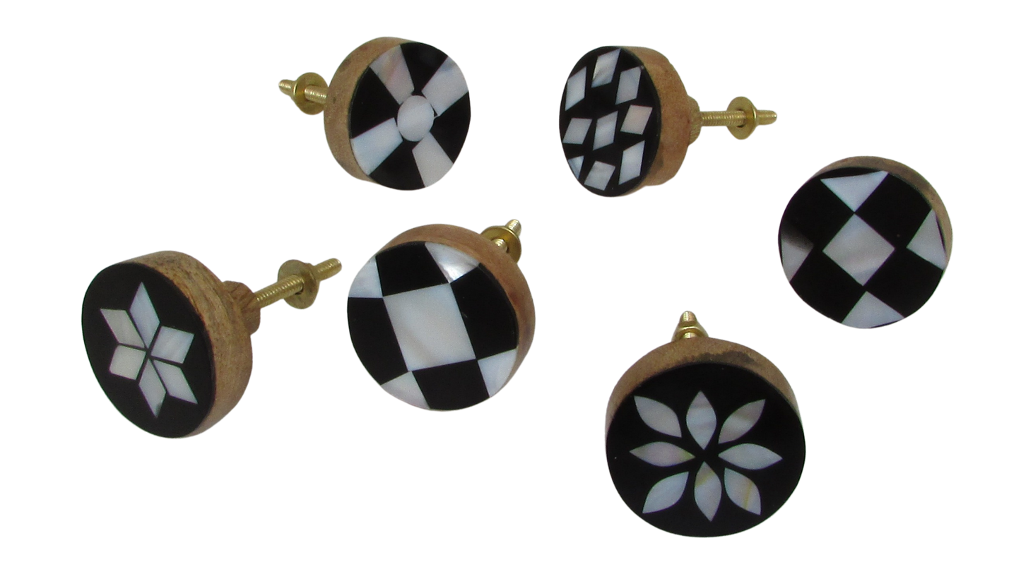 Wooden Geometric Pattern Knobs and Pulls, Set of 6, Gift for housewarming, Home Decor